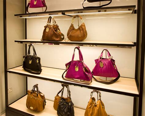 handbag clinic & boutique customization options